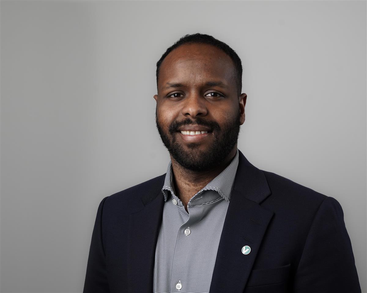 Portrettfoto av Mohamed Yusuf - Klikk for stort bilde