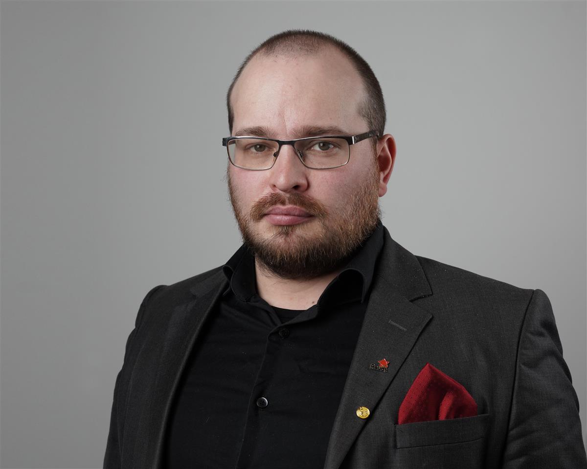 Portrettfoto av Andreas Tymi - Klikk for stort bilde